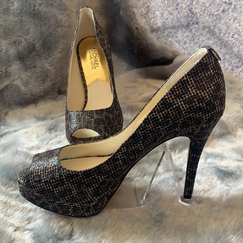 **SOLD** Michael Kors Platform Peep Toe Heels